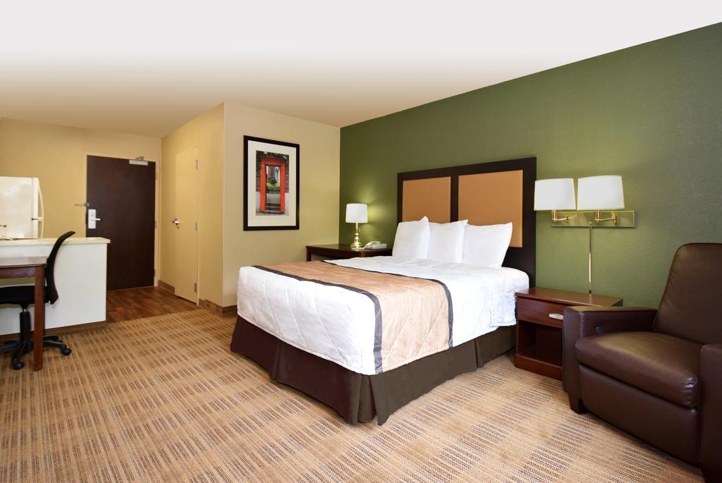 Extended Stay America Suites - Chicago - Vernon Hills - Lake Forest Exterior photo